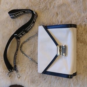 Michael kors bag purse